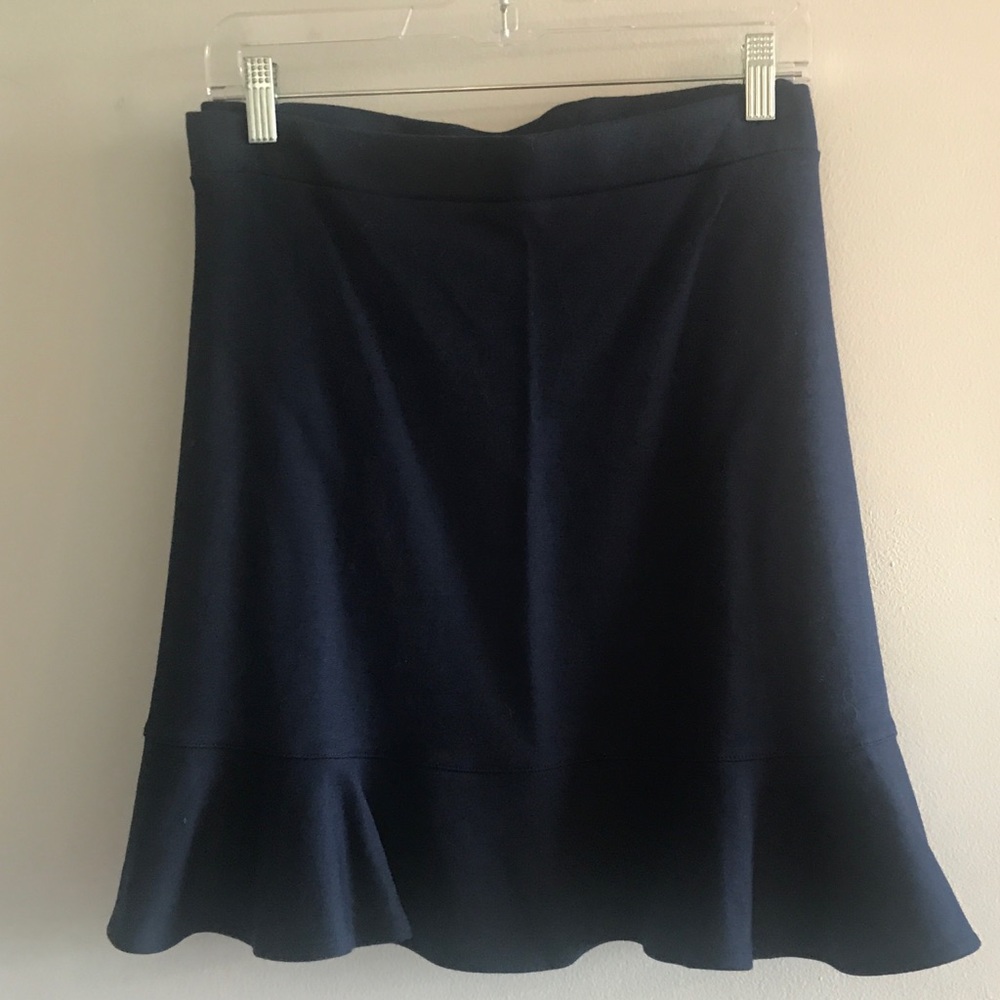 Gap Flippy Tulip Skirt - Picture 2 of 2